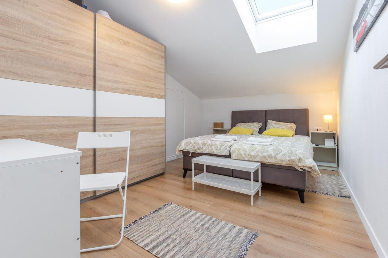 Lucija Apartma *